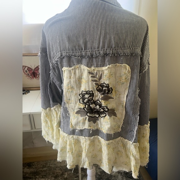 POL jacket 
Size small 
NWOT
Just runs a little big for me - Picture 3 of 3